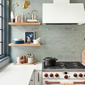 1-1-o-a-real-simple-home-2022-florida-Kitchen-011